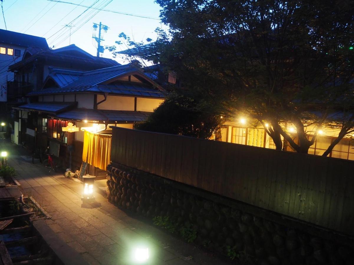 Hôtel 飲んで泊まれる古民家 -浮木-Fumoku à Chino Extérieur photo